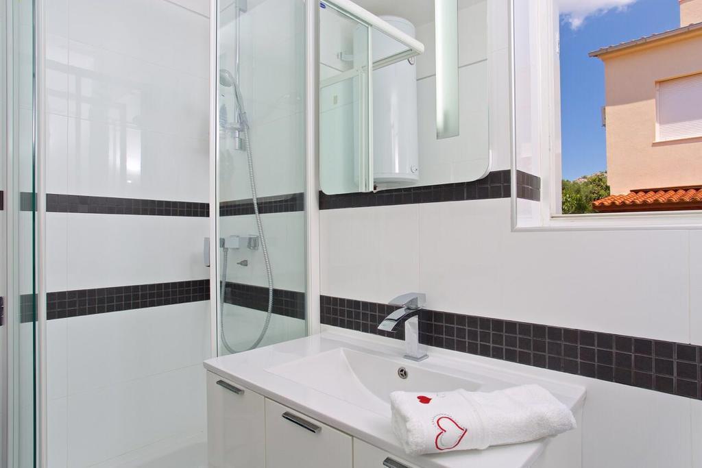 Villa Hedonica Zaboric Bagian luar foto